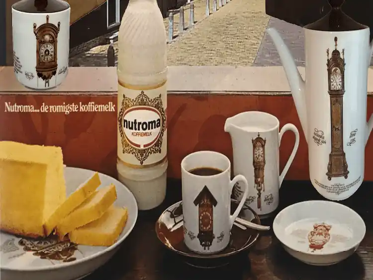 advert for clock porselain